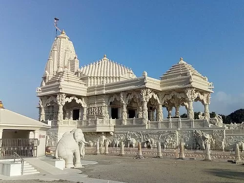 5 DAYS — GUJARAT PILGRIMAGE AND SPIRITUAL TOUR