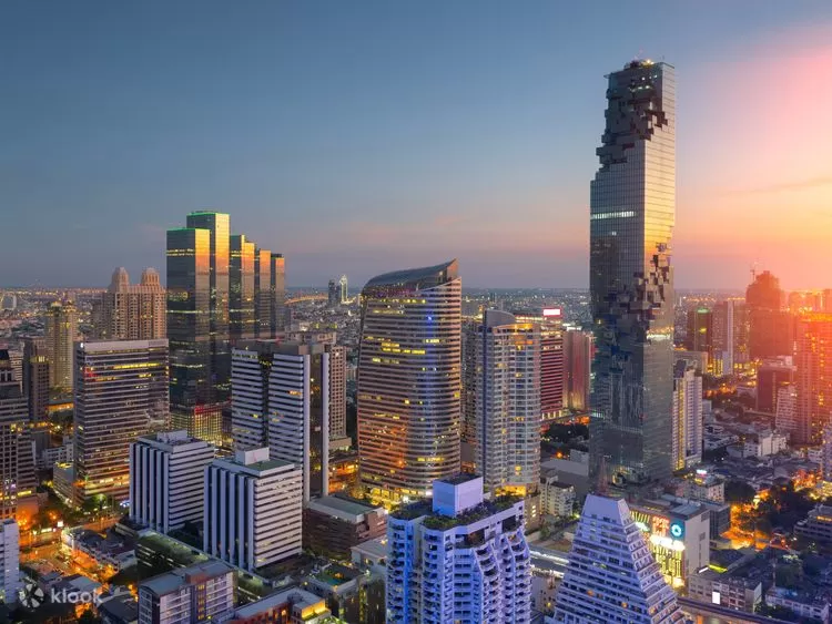 5-DAY DISCOVER THAILAND — FROM GOLDEN BUDDHA’S TO GLITTERING BEACHES
